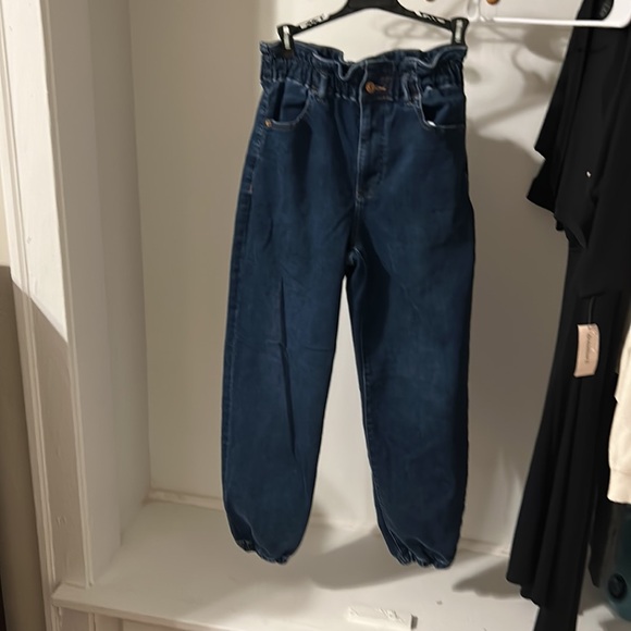 Women’s express jeans - Picture 2 of 4